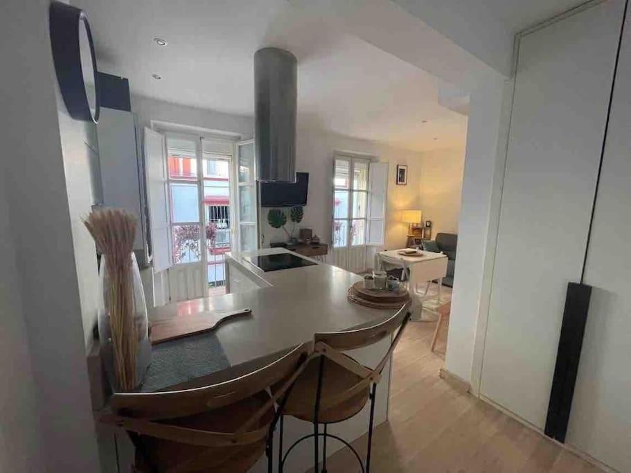 180 Home Casa Rodrigo De Triana إشبيلية المظهر الخارجي الصورة